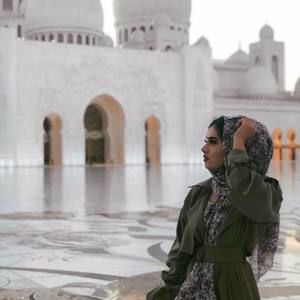 Meet your Posher, Ismat